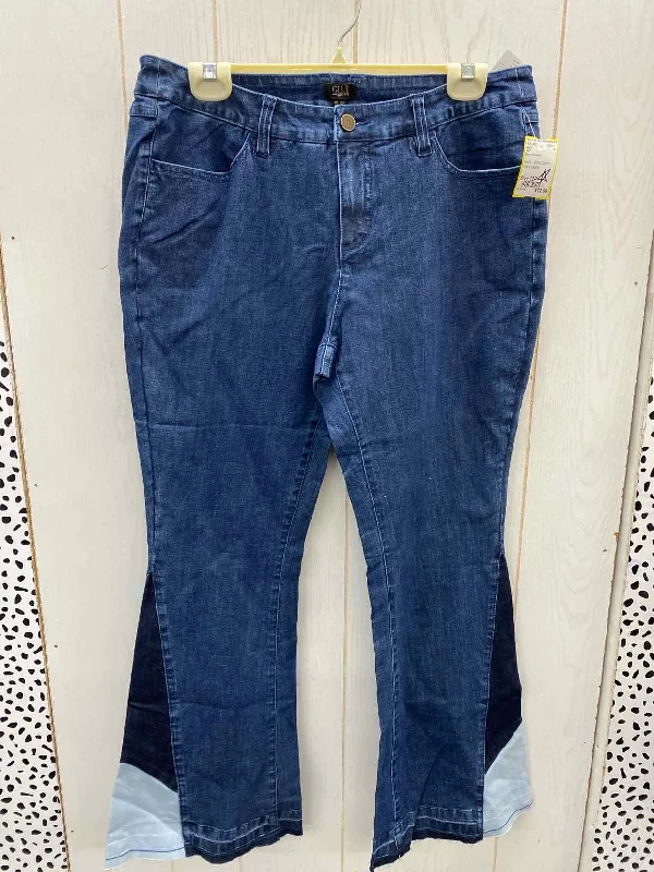 GILI Blue Womens Size 12P Jeans Chic Faded Blue Jeans